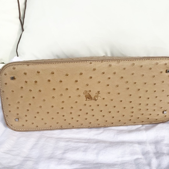 Burberry London ostrich tote handbag cream beige - Picture 4 of 10